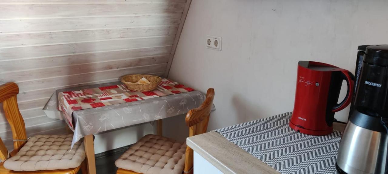 Ferienwohnung Im Rohrdachhaus Wustrow  Exteriör bild